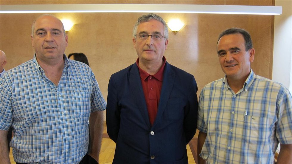 Zaldívar, Olona y Sánchez Quero antes de la reunión