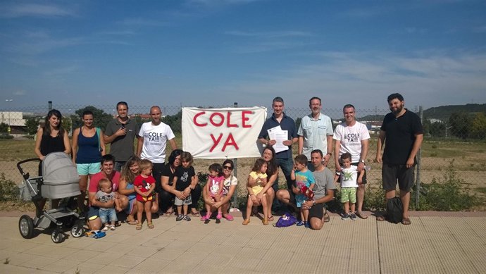 Podemos apoya las reivindicaciones de los vecinos de Los Lirios