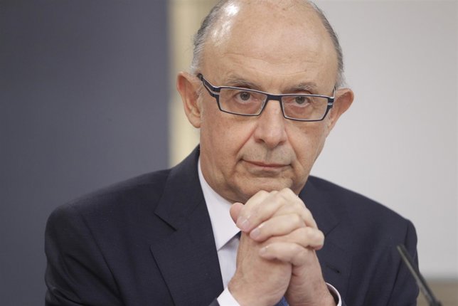 Cristóbal Montoro tras el Consejo de Ministros