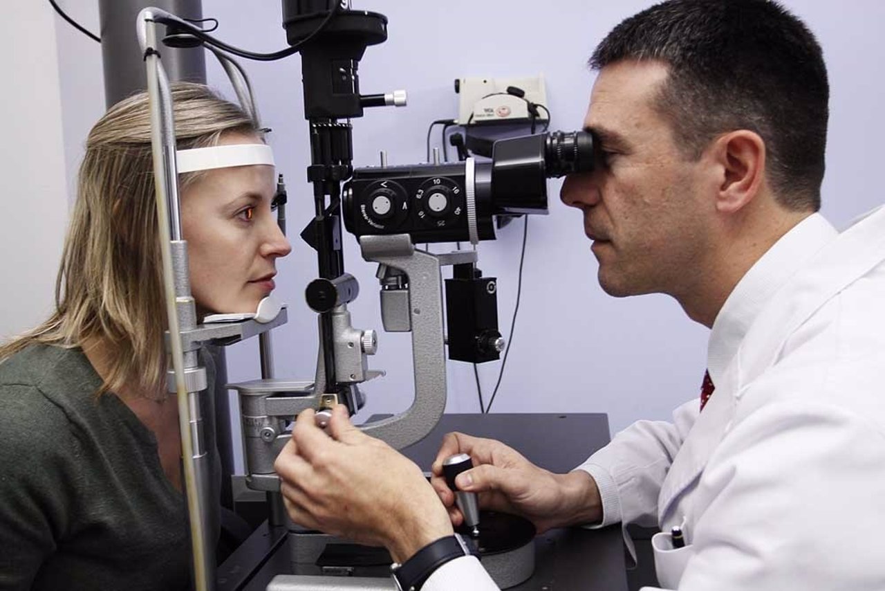 Una revisión ocular puede detectar problemas en la visión