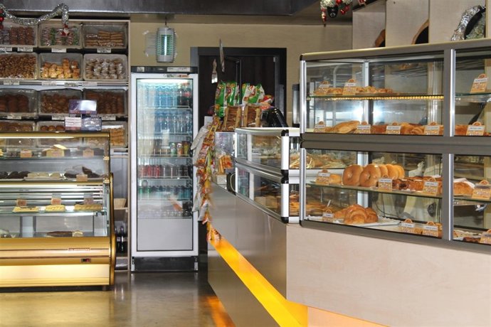 El comercio minorista aumentó sus ventas un 3,8% en junio y encadena diez meses 