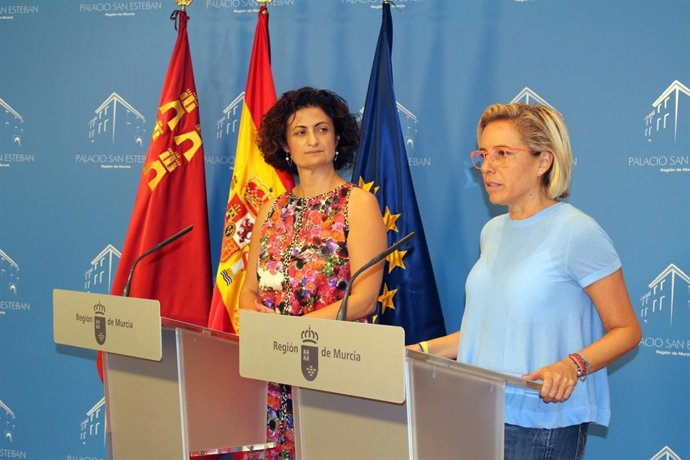 María Dolores Pagán y Adela Martínez-Cachá