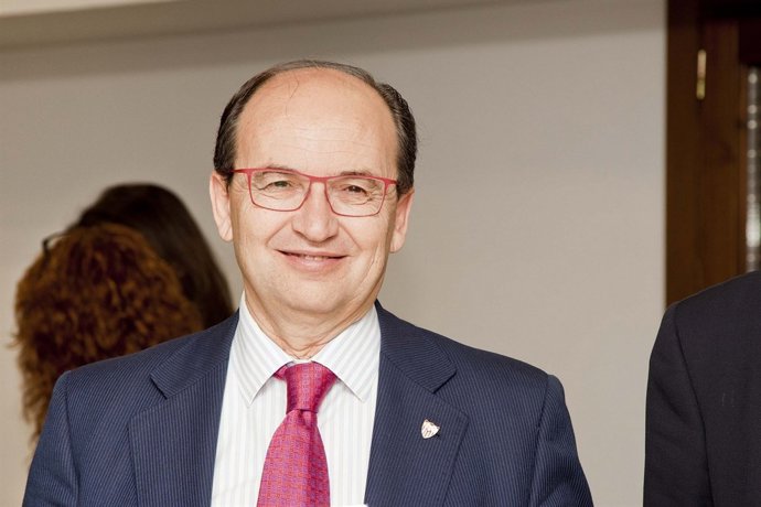 El presidente del Sevilla FC, José Castro, será Baltasar