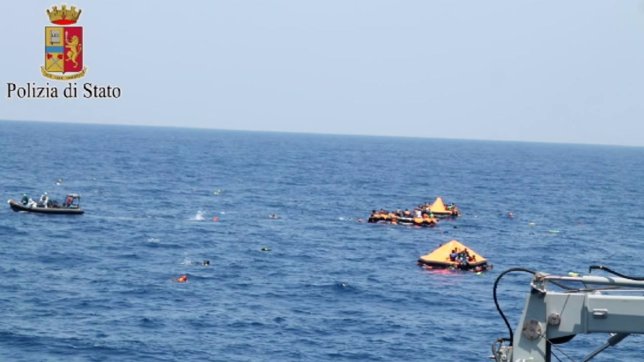Imágenes del rescate de inmigrantes en la última tragedia en el Mediterráneo