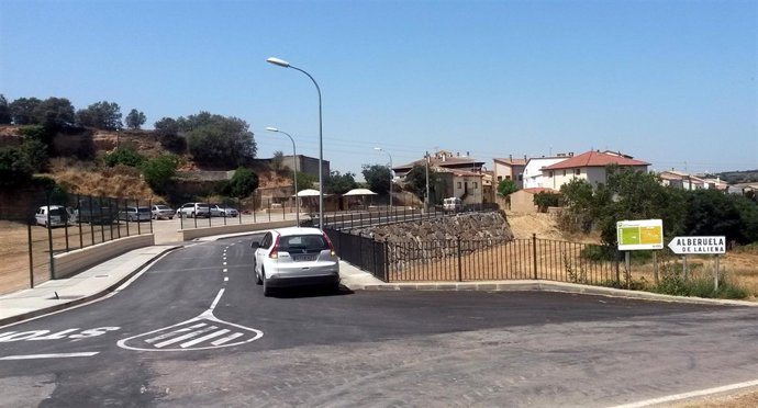 Nuevo acceso a la localidad