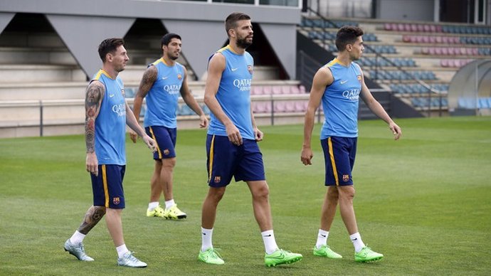 Entrenamiento Barcelona Messi Luis Suárez Piqué Bartra