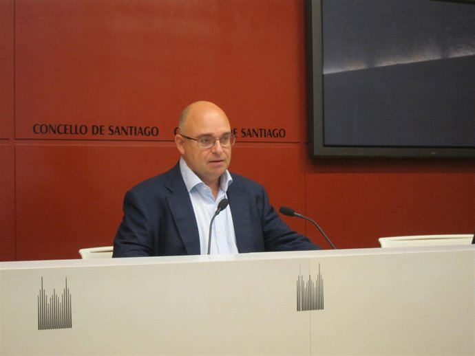 El portavoz socialista en Santiago,  Paco Reyes