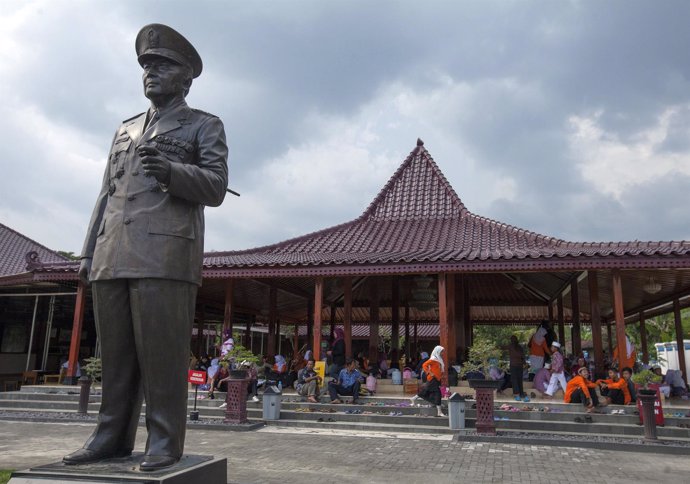 A statue of former Indonesian president Suharto is pictured at the Suharto museu