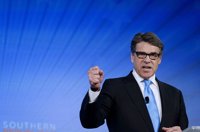 Rick Perry deja de pagar a su personal de campaña por falta de fondos