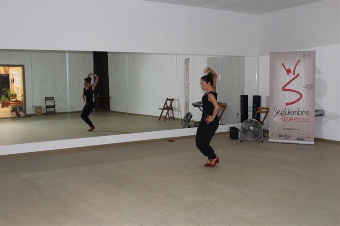 La bailaora Ana Morales en un ensayo de la obra 'Los pasos perdidos'.