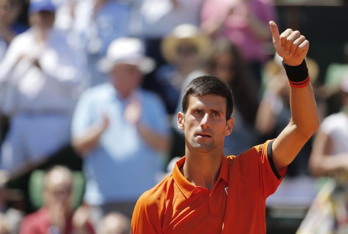 Djokovic celebra su pase a la final de Roland Garros 2015