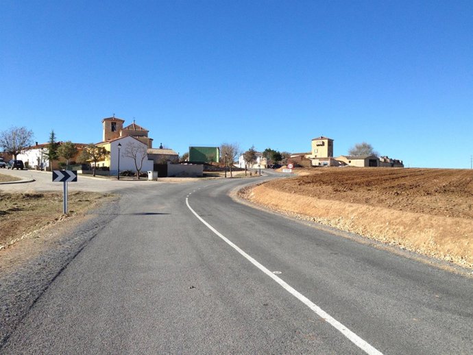Carretera entre Lastras y Allas