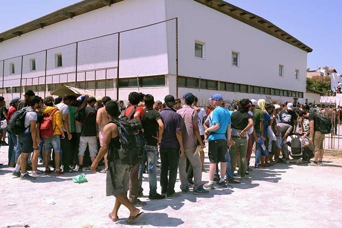 Inmigrantes en la isla griega de Kos