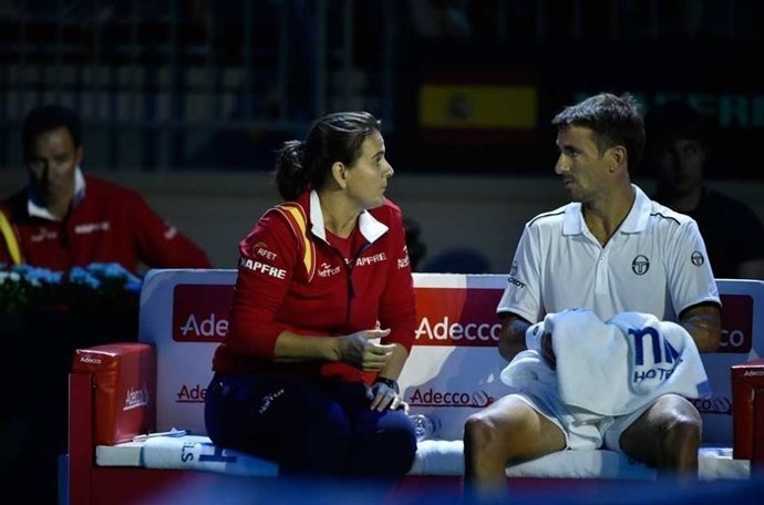    La Capitana Del Equipo Español De Copa Davis, Conchita Martínez