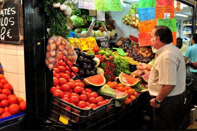 La luz y los alimentos elevan tres décimas el IPC