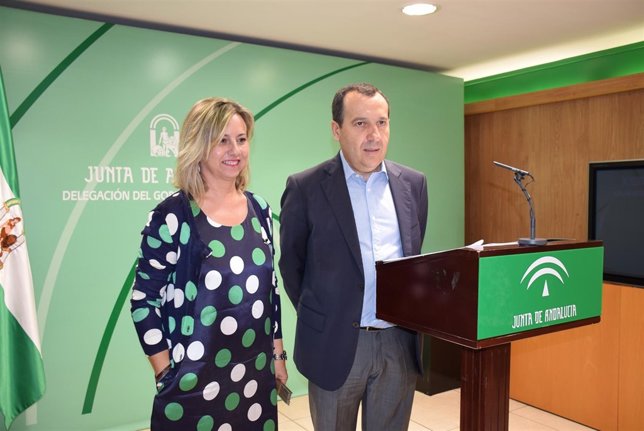 Jose Luis Ruiz Espejo y Begoña Tundidor.