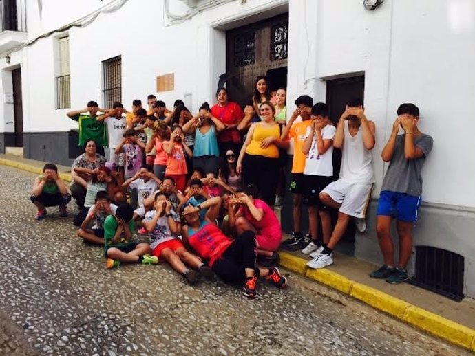 Niños de vacaciones en la sierra gracias a 'Paz y Bien'.