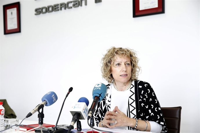 Vicepresidenta y consejera de Universidades e Investigación, Eva Díaz Tezanos 