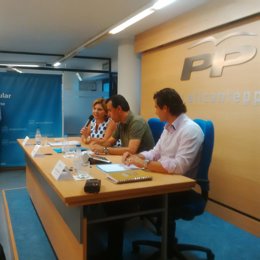 Bonig y Maíllo en un acto  acto en la Sede Provincial del PP en Alicante 