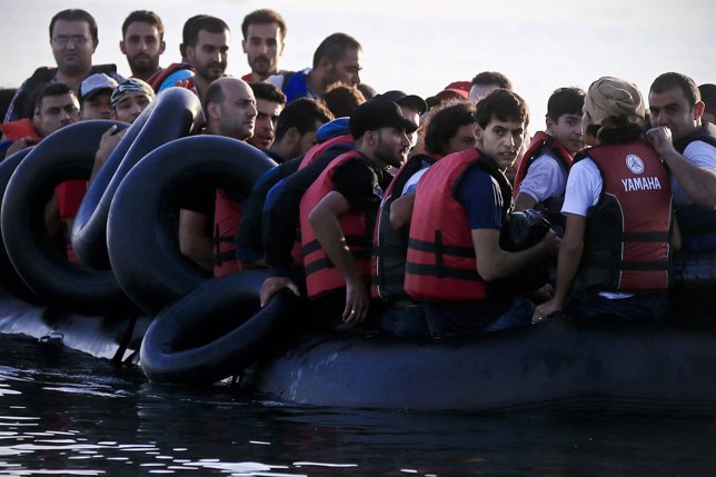 Refugiados sirios llegan a la isla griega de Kos
