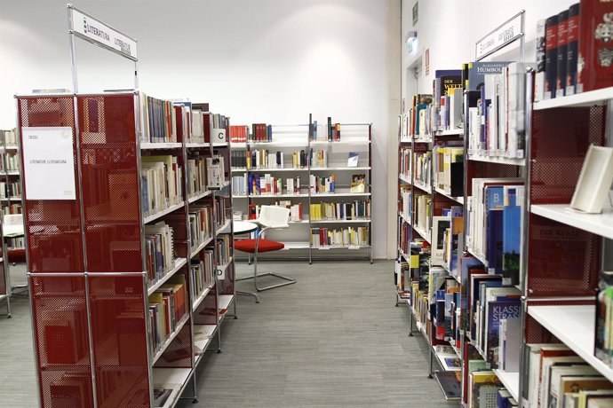 Biblioteca, libros, libro, lectura, estantería