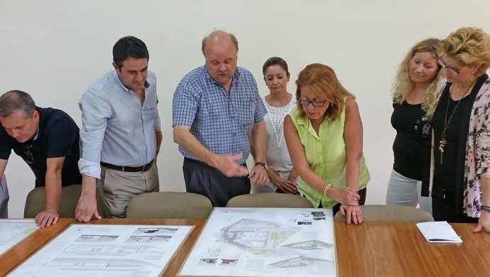 María Isabel Sánchez-Mora en la visita centros obras verano
