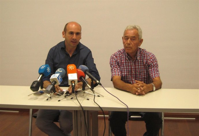 Francisco Conejo, PSOE-A, y el presidente de UPA-Málaga