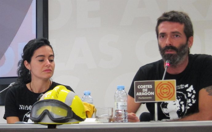 Elena López y Javier Ichaso, educadores del COA