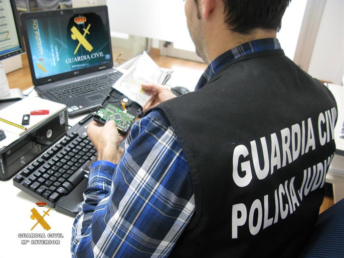 Guardia Civil imputa a dos personas por colaborar muleros
