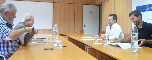 Reunión consejero Educación y sindicatos.