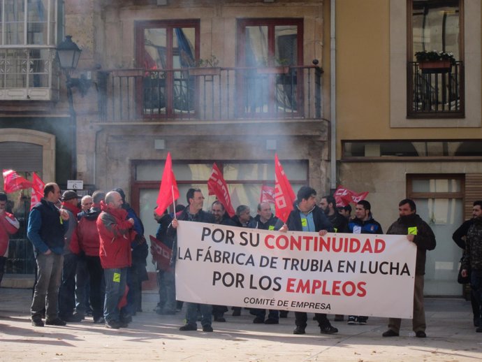 Trabajadores Fábrica de Armas de Trubia