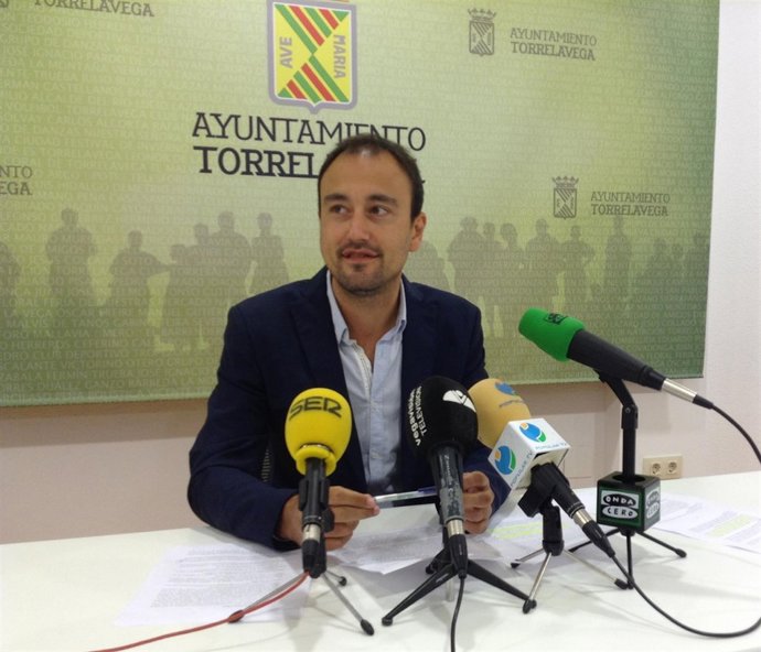 López Estrada valora el proyecto de PGE para 2016