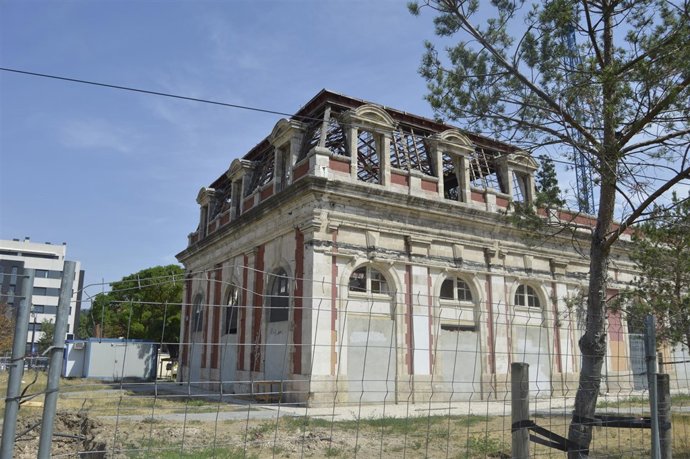 Antigua estación de ferrocarril de Burgos