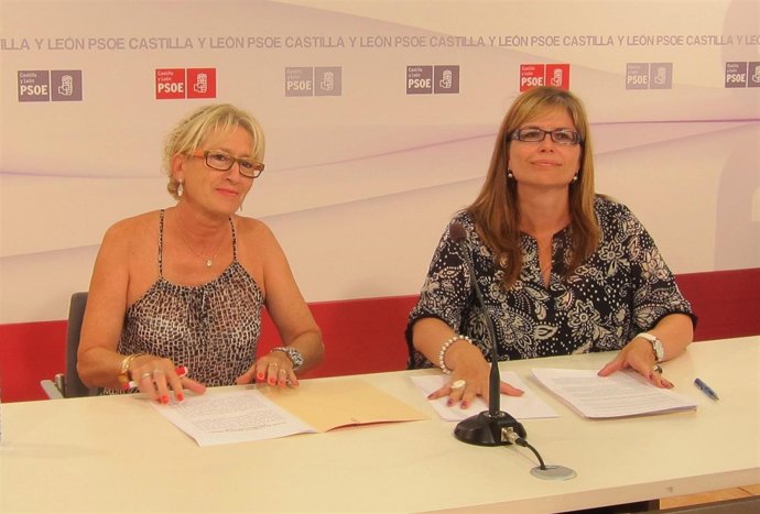 Isabel Gonzalo y Marta Olmedo en la presentación de las nuevas propuestas