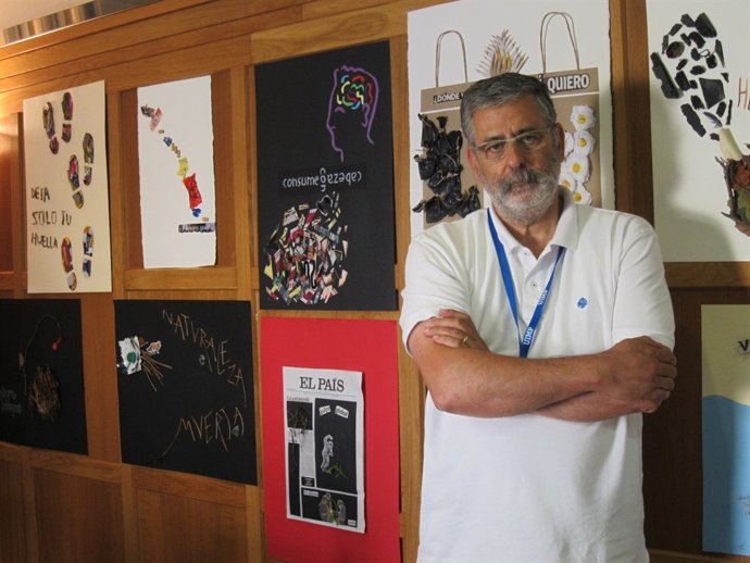 Emilio Gil, diseñador