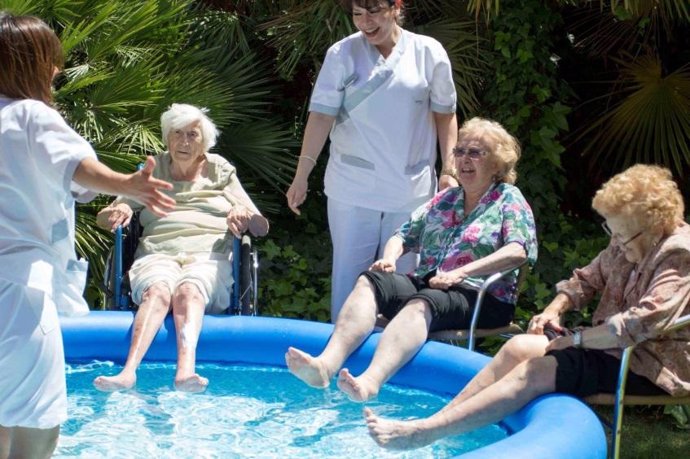 En verano, los mayores también practicasn deportes acuáticos