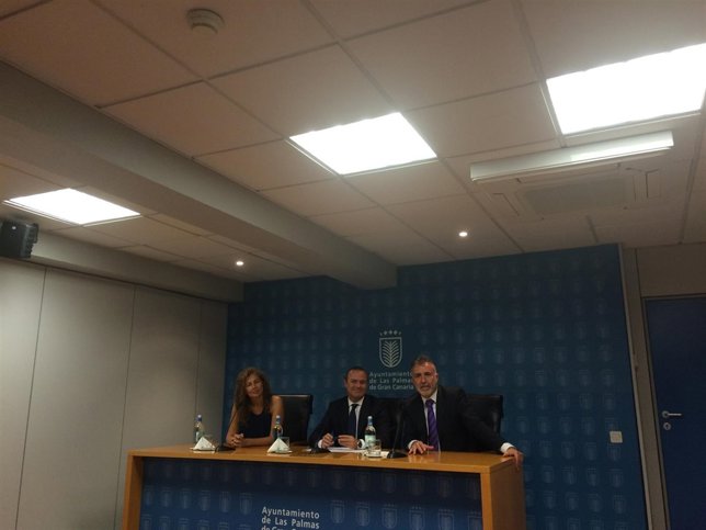 Ornella Chacón, Agusto Hidalgo y Ángel Victor Torres