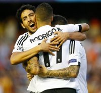 Valencia y Sevilla lideran la apretada lucha por Europa