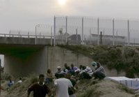 Londres contribuirá a la asistencia humanitaria de los inmigrantes varados en Calais