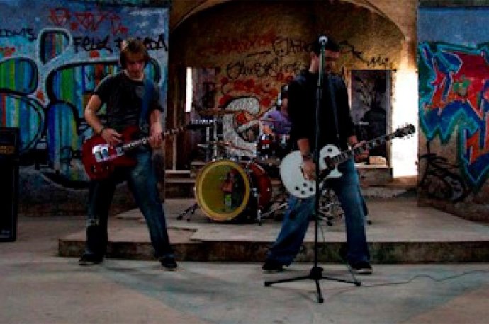 La Bruja Roja actúa este sábado en Montehermoso (Cáceres)
