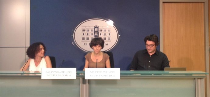 Margalida capellà y diputados