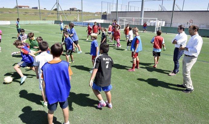 Campo fútbol La Albericia