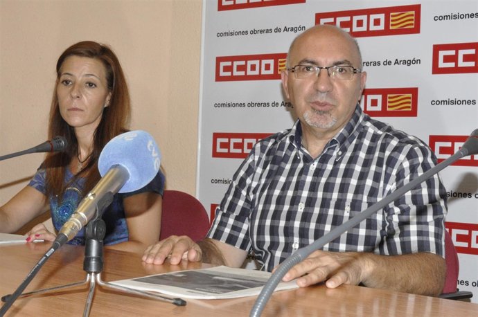 Sonia Vergasa y Juan Carlos Cantín, de CC.OO.-Aragón.