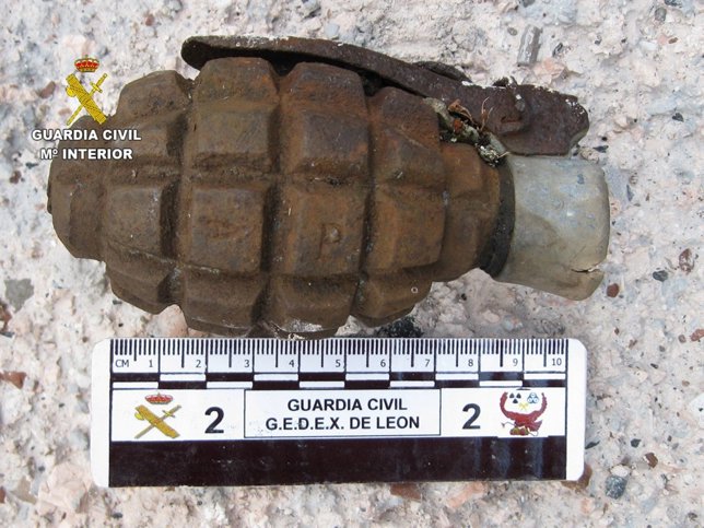 Una de las granadas destruidas por los artificieros. 