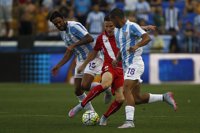El Málaga domina y asedia sin premio al Sevilla