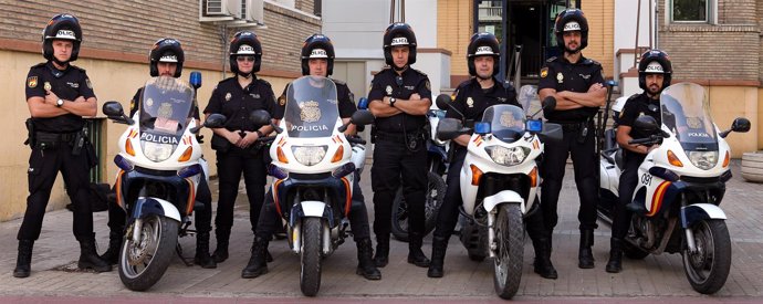 Nuevo subgrupo de motos 'Centellas' de la Policía Nacional en Zaragoza