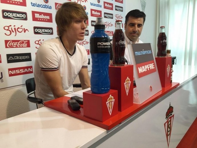 Halilovic en su presentación con el Sporting