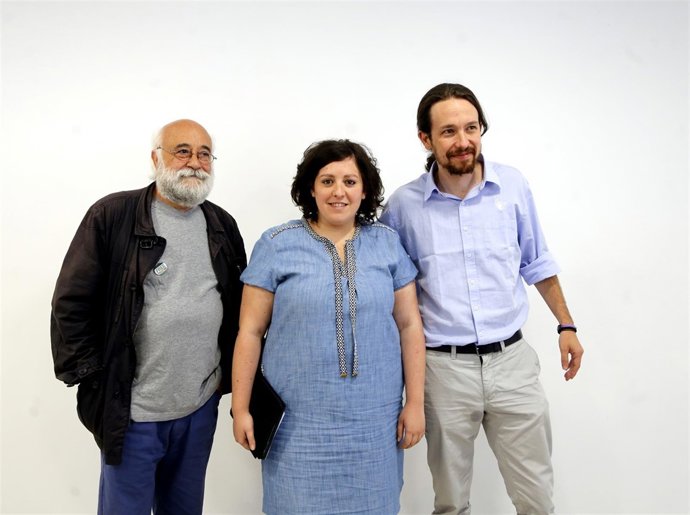 Pablo Iglesias y la eurodiputadad e Podemos Estefanía Torres