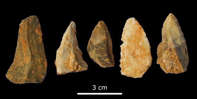 Puntas de lanza de la Cova de les Teixoneres (Moià)