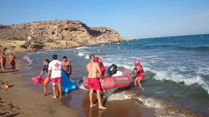 Rescate en las playas, Cruz Roja, socorristas
